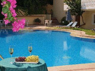 Aparthotel Agrimia 2*