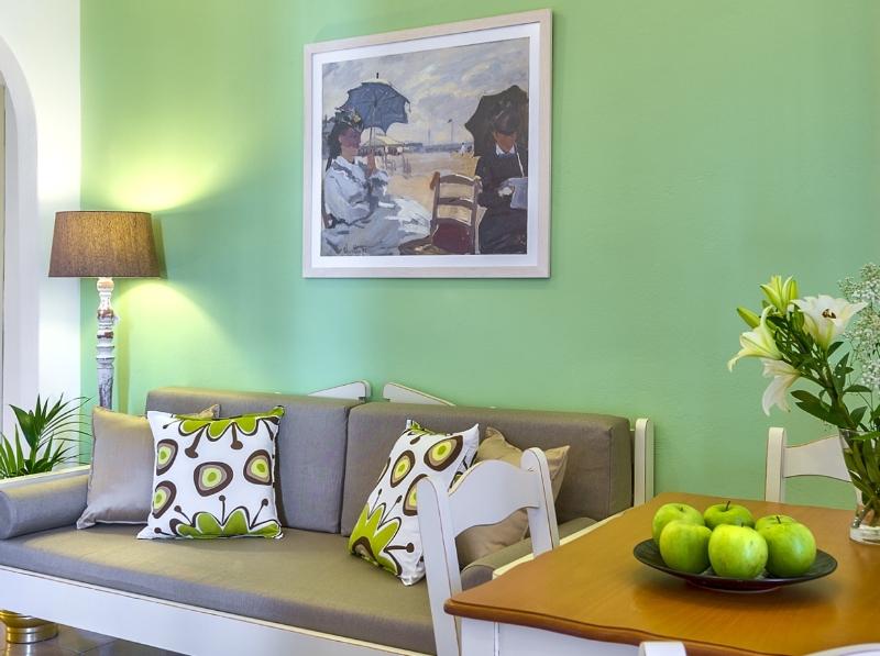 Agrimia Aparthotel
